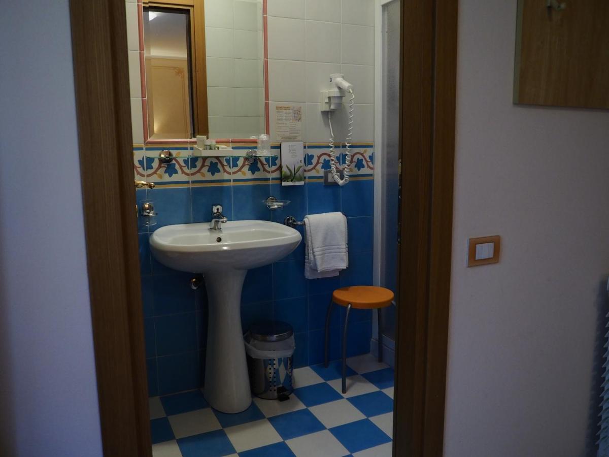 Ruscello Garni Hotel Limone sul Garda